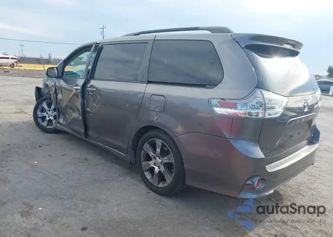 2013 Toyota Sienna Se 8 Passenger z USA, uszkodzony, nr VIN 5TDXK3DC5DS326359